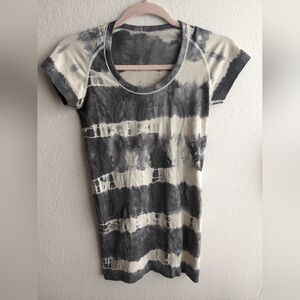 Lululemon shirt